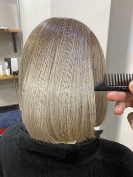 ロア 福岡天神店(LORE) ハイトーンボブ