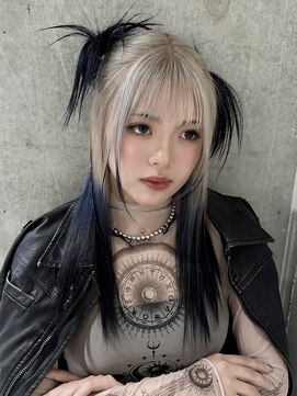 モニカ 栄店(MONIQA) シルバー×ブルーブラック　ルーツカラー