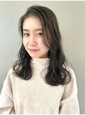 切りっぱなしふわふわセミロング