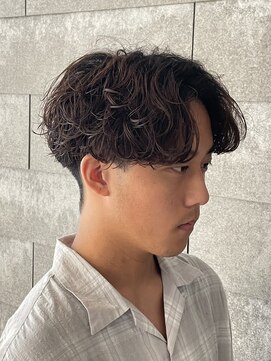ニアウ 伊勢崎連取店(Niau) シャドウパーマセンターパートルーズパーマメンズパーマ