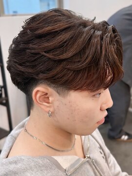 バース バイ ハピネス(BIRTH by happiness) 奈良men'sフェザーパーマフェザーショート