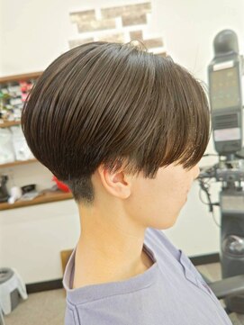 リトル 2nd(RittRe) メンズ風センターパート女子♪