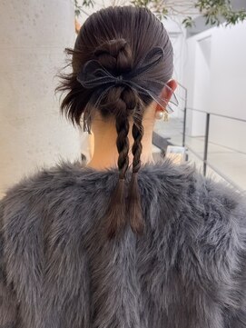 セル(CELL) ヘアセット お呼ばれヘア 結婚式 カチモリ 三つ編み 20代*