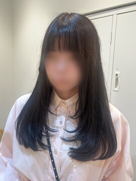 ジーナ 天王寺(Zina) 大人可愛いレイヤーカット