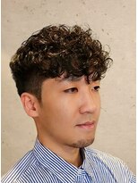 ワンワンオー バーバーショップ 長浜店(@110 BARBER SHOP)&nbsp;2ブロック・スペインカール