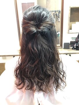 ヘア プロデュース アイモ(Hair Produce Aimo) 無造作カールで作る楽ちん☆デジタルパーマ♪