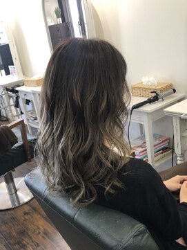 アークス(Ark'ss) グラデーションカラー×アッシュグレー