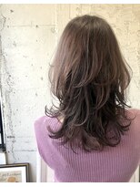 ペネロープ(Penelope) ウルフレイヤー/マッシュウルフ/レイヤーカット 担当 夕島