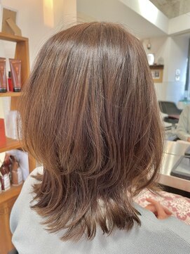 アンジュ ヘアー(Ange hair) 40代50代 お手入れ簡単ウルフミディアム