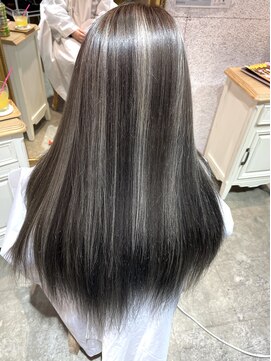 ナブラ(NABLA) ロングコントラストハイライト