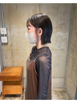 リブロ(liblo) 【ぱつっとボブ×インナーカラー】