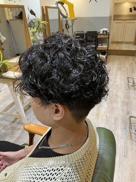 トムボーイ 練馬中村橋店(TOMBOY) メンズパーマ