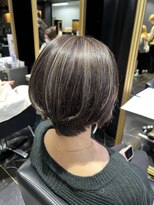 ニューヨークニューヨーク 阪急西宮北口店(NYNY) 白髪ぼかしハイライト【ビフォーアフター】白髪多め くっきり