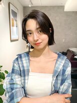 切りっぱなしボブシースルーバングメンズライク姫カットぷつボブ