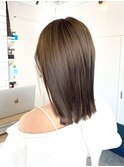 オリーブグレージュカラ