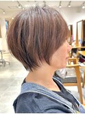 大人ショートボブ丸みショートカットマッシュショート前髪あり