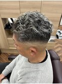 韓国マッシュスペインカールスパイキーショート〈理容室〉西川口