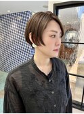 タイトな丸みショート