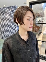 アテナ(ATENA) タイトな丸みショート