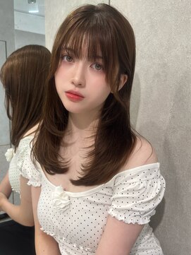ルームバイシー 新宿(Loom. by Sea) *シンプルワンカール×チョコレートブラウン【新宿/韓国ヘア】
