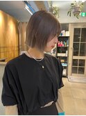 LomaliaHILLSケアブリーチハイトーンボブ
