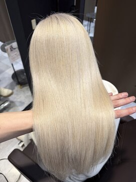 リオリス ヘア サロン(Rioris hair salon) 【石川諒】ホワイトブロンド