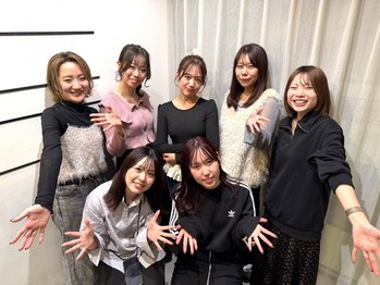 シロフ シンジュク(shirof shinjuku)の写真/【23時まで☆新宿駅1分】忙しい20代30代の大人女性も必見!女性スタイリスト多数在籍のマンツーマンサロン☆