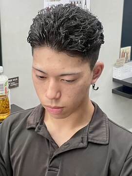 ガイ ラタン ウエスト(GUY lattan west) 極道パーマ/テーパーフェード/短髪/松戸駅/men's