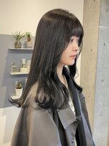 カサネ(casane)&nbsp;艶感のある暗髪カラー