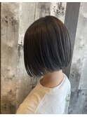ふんわり軽いミニボブ