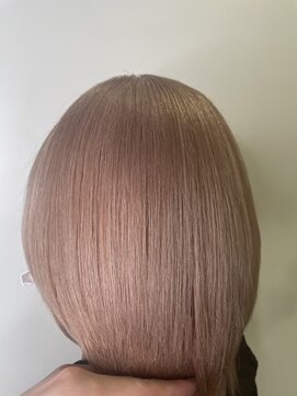 テテ(TETE) ピンクベージュ 心斎橋×長堀橋