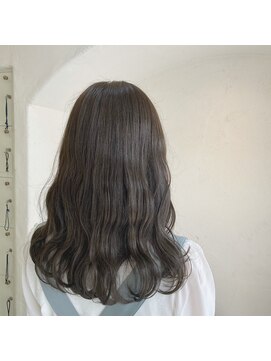 アコレ カリテ 草津店(ACCOLE qualite) オリーブグレージュ/アースカラー