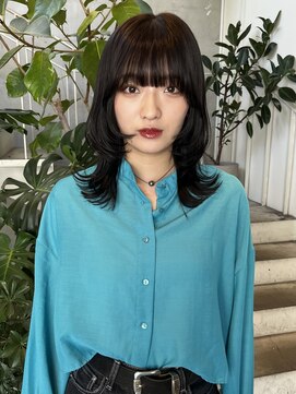 アクアオモテサンドウ(ACQUA omotesando) △オリーブアッシュグレージュレイヤーカットウルフカット