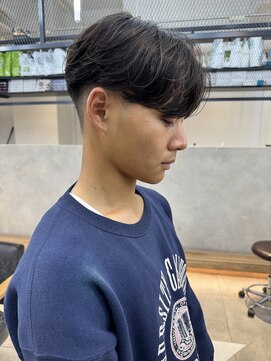 ゼスト リル 新宿(ZEST lill) ニュアンスパーマ センターパート 新宿 新宿東口