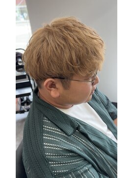 ブライト(Bright) ハイトーンベージュカラー×マッシュスタイル