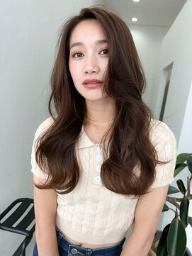ソヨン 本厚木店(SOYON) うる艶カラーで美肌効果◎鉄板ロング