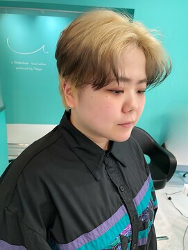 ユー イケブクロ(u Ikebukuro) センターパート/エンドカラー/ホワイトブロンド/マッシュ