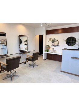 【今話題の《頭浸浴》もあり！】日頃の疲れを忘れて寛げる極上級ヘッドスパ♪自分へのご褒美に◎