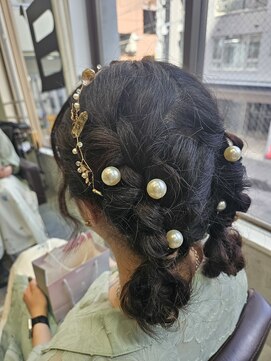 ベベ('BEBE) ヘアセット