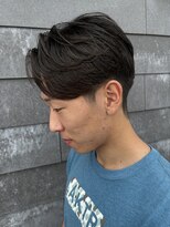 ヒュイル バイ ニアウ(Hwyl by Niau)&nbsp;メンズマッシュセンターパートスパイラルパーマニュアンスパーマ