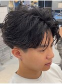 センターパート毛流れフェザーパーマショートパーマニュアンス