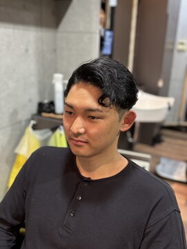 グロウヘアワークス(grow hair works) バリエーション多!王道ツーブロック