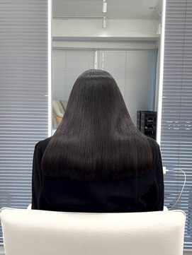 ストレートスタイル/艶髪/髪質改善/縮毛矯正/表参道/青山/外苑前