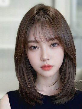 ココラー(COCOlar) 大人女子のレイヤーカットと髪に優しいビィラロドラ透明感カラー