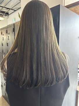 ヘアーアイストゥーレ(HAIR ICI TRE) 20代30代髪質改善カラーオリーブブラウン艶髪ストレート