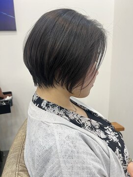 クレ(CLE) ショートボブ