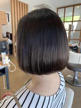 ベルポートヘア(Bellport hair) ストレートボブ