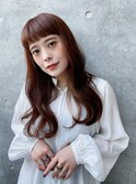 大人可愛いナチュラルワンカールに眉上バング
