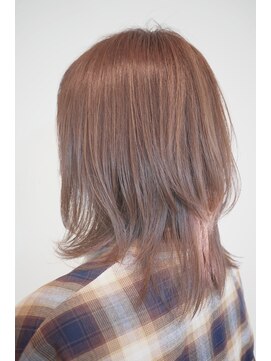 ヘアーアンドネイルフォレスト(Hair&Nail FOREST.) 毛先遊ばせミディアム