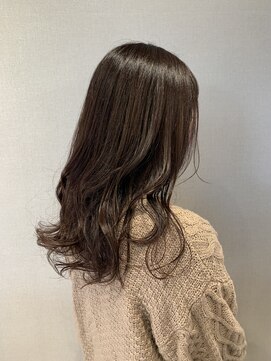 リリ(Liri material care salon by JAPAN) ゆるふわロング